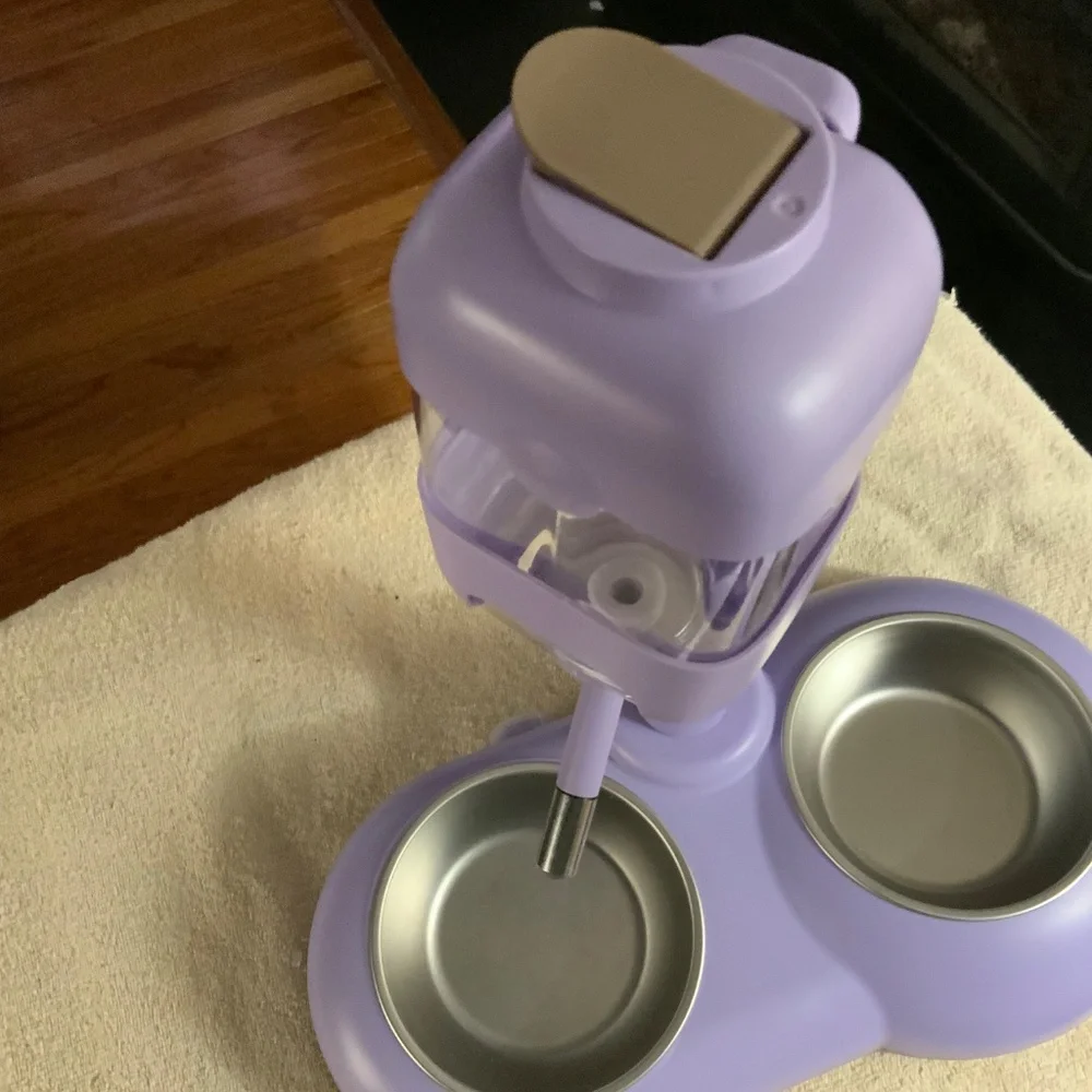Eco-Friendly Tilted Dog Bowls/Water Bottles